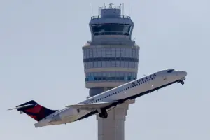 La FAA busca gamers como controladores aéreos