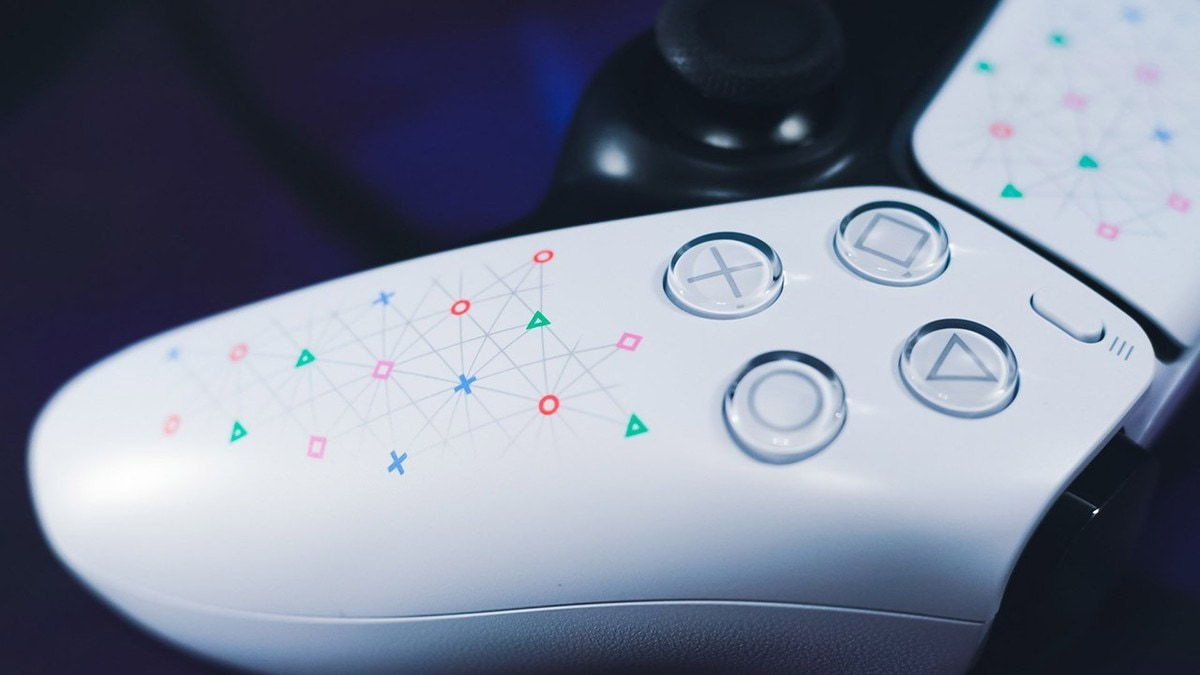 Sony brevète une manette PlayStation révolutionnaire sans boutons et entièrement tactile