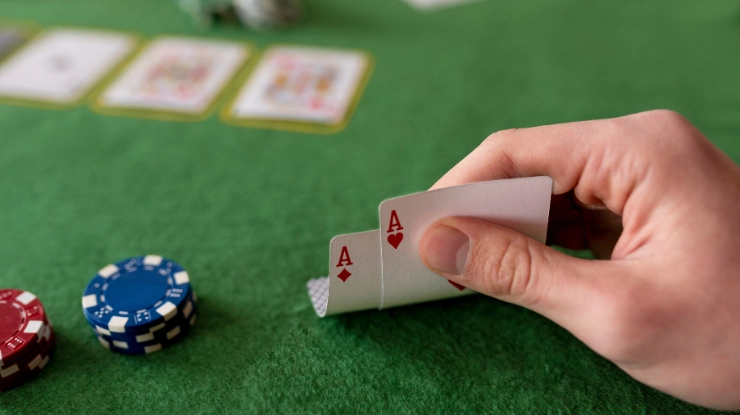 Poker håndrangeringer – Komplett guide til pokerhender