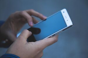 Projeto de lei propõe proibição das apostas de quota fixa e mira sites de bets no Brasil