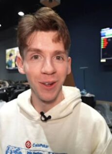 Haverá dois buy-ins de US$ 10.000 para dois assinantes, além de US$ 10.000 para os segundos colocados em jogos high-stakes cash.