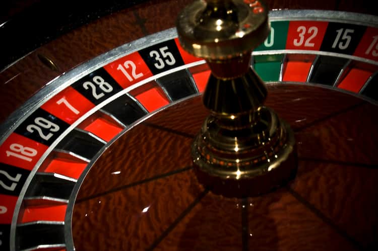 Cò Quay (Roulette) Là Gì? Hướng Dẫn Cách Chơi & Chiến Thuật Thắng Lớn
