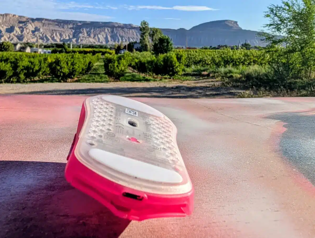 100% Virgin-grade PTFE feet make the Aerox slide fast
