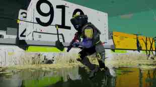 Marathon screenshot, featuring a runner sprinting across a pond.