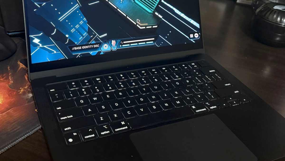 apple macbook pro m4 gaming